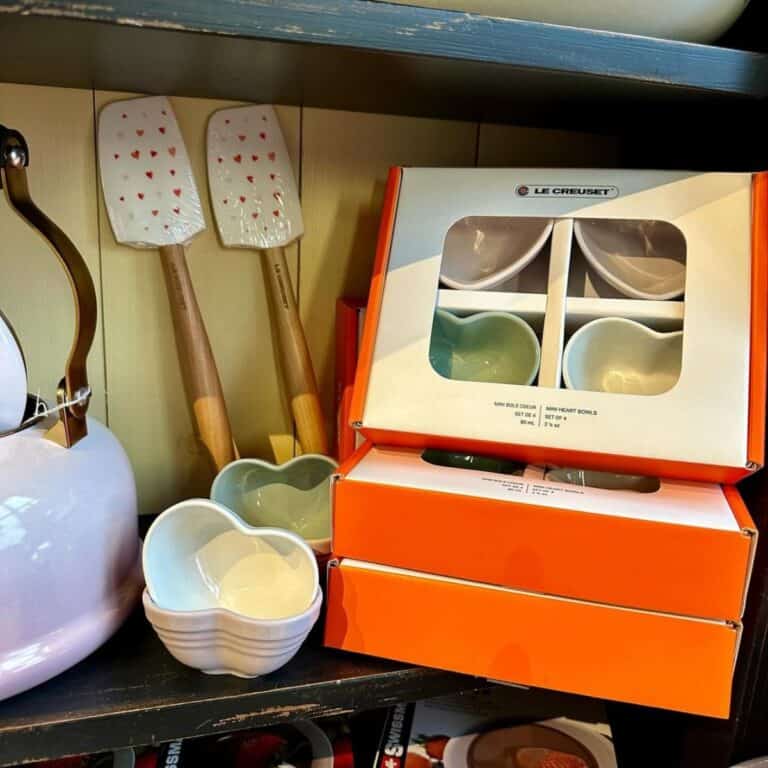 Le Creuset Gifts Affordable Gift Ideas OvenSpot