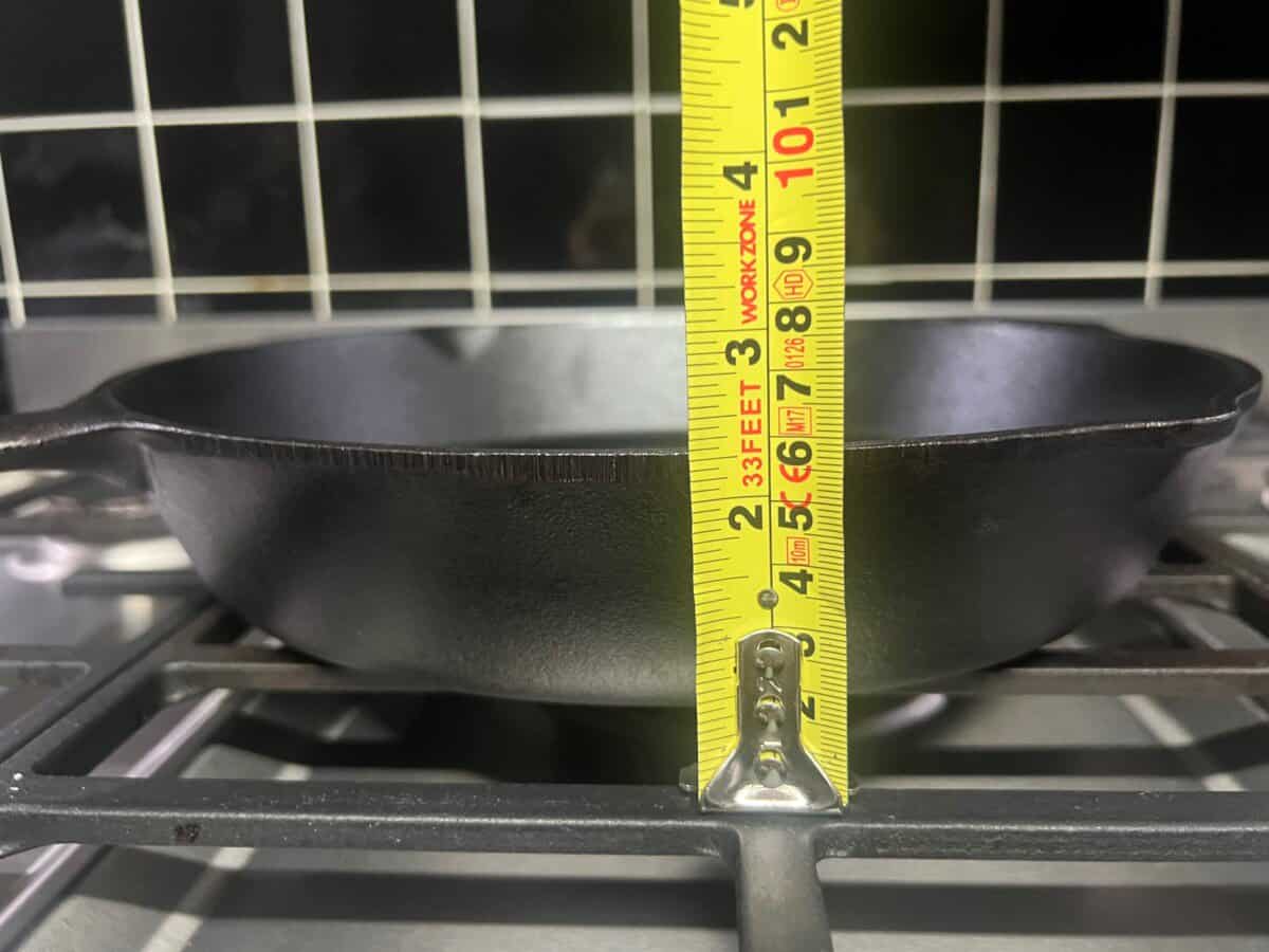 Cast Iron Skillet Sizes What's Your Perfect Size OvenSpot