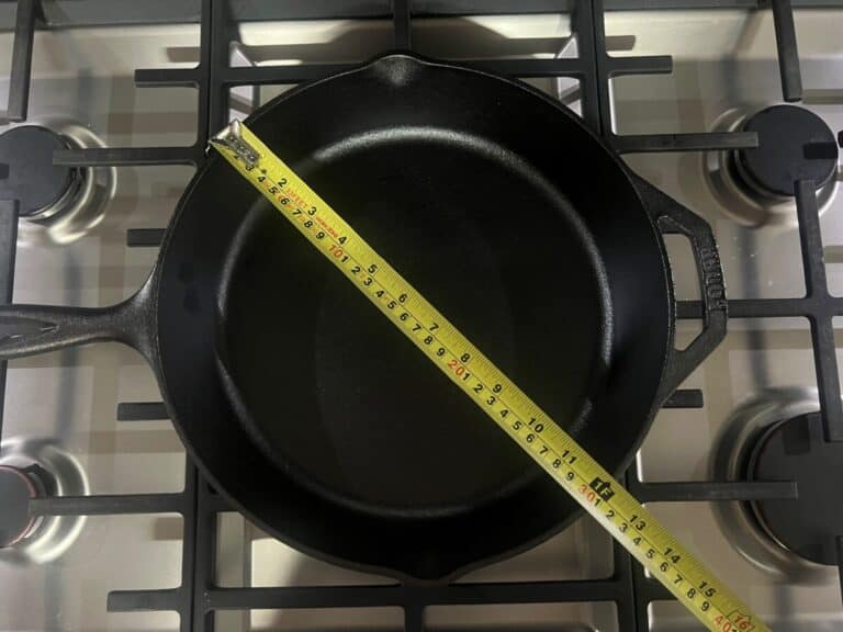 Cast Iron Skillet Sizes What's Your Perfect Size OvenSpot