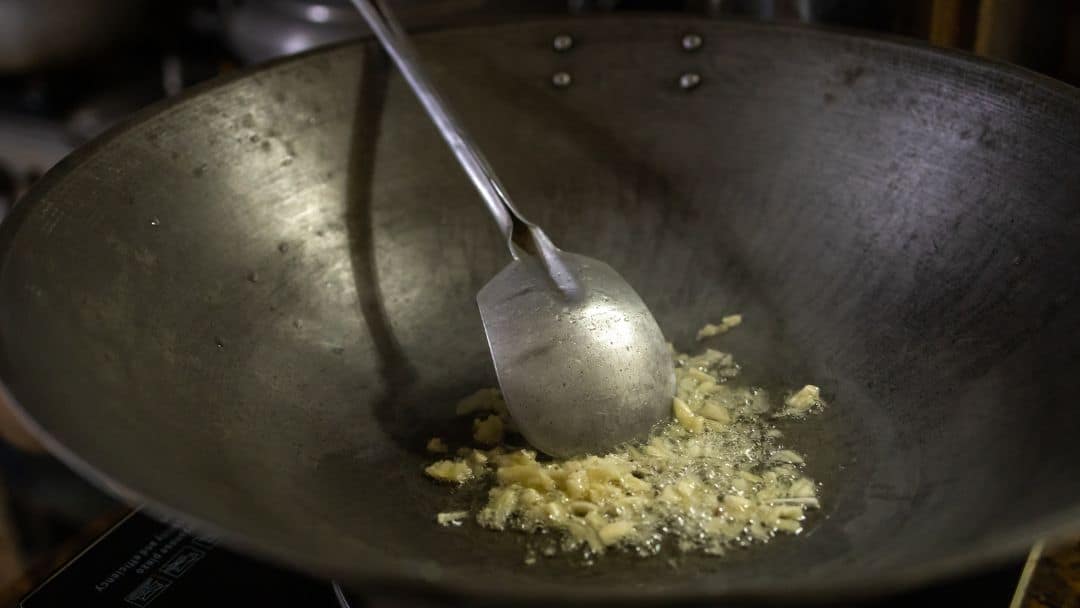 Is Carbon Steel Cookware Safe for Cooking (Pros and Cons)