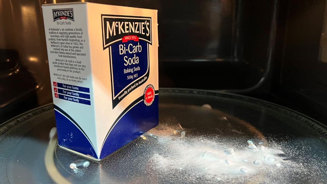 15 Ways to Get the Smell Out of a Microwave Oven