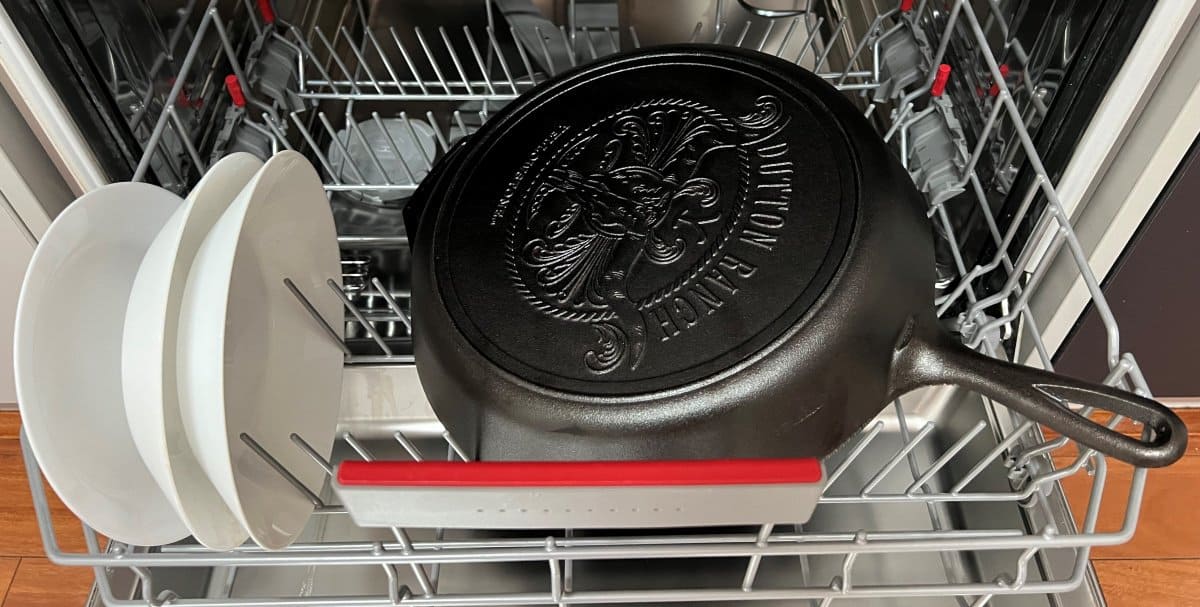 Can You Put Cast Iron in the Dishwasher? OvenSpot