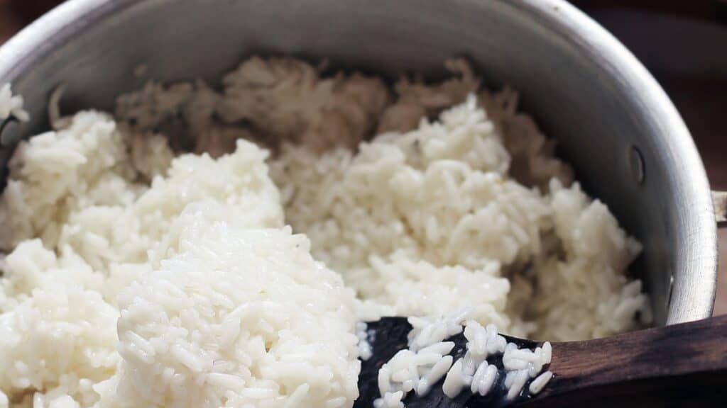 How Long Can Rice Sit at Room Temperature? OvenSpot