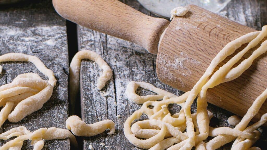 Rolling Pin Uses Essential Techniques and Tips OvenSpot