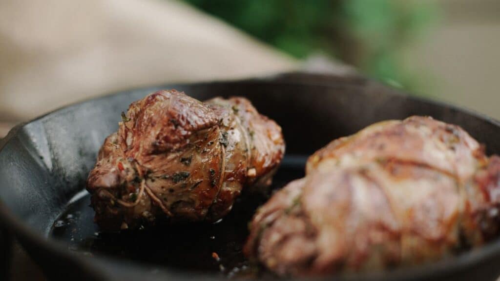 Do Professional Chefs Use Cast Iron Cookware? OvenSpot