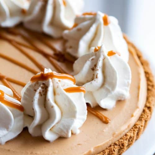pumpkin spice cream cheese pie