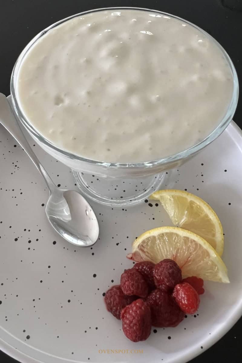 cheesecake mousse raspberries and lemon slices